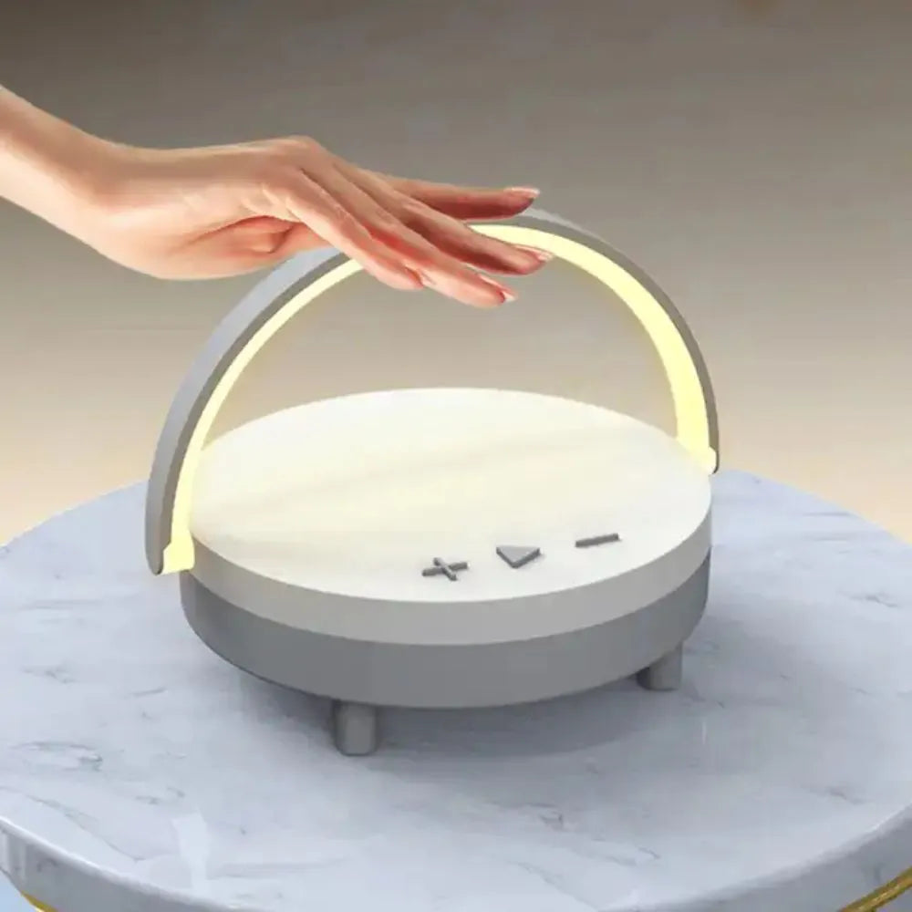 CAIXA DE SOM COM CARREGADOR POR INDUÇÃO 15W LED - KAIDI - KNC-8860