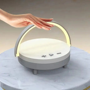 CAIXA DE SOM COM CARREGADOR POR INDUÇÃO 15W LED - KAIDI - KNC-8860